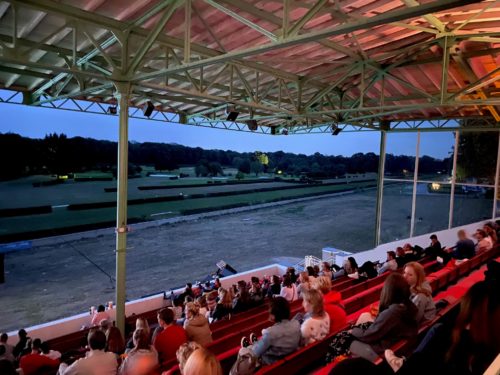 "Nightlife" im Open-Air-Kino
